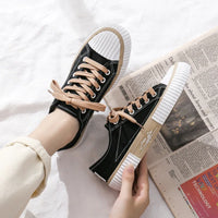 Sneakers Kitty Kickers - Oktoberfest 2025