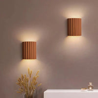 Moderne Harz-Wandlampe - ArtisticWave