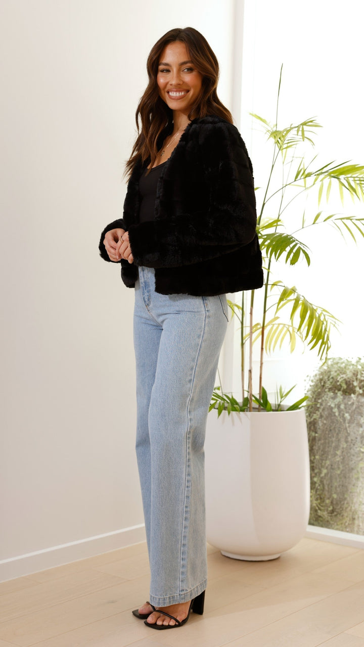 Luxuriöse Damen-Crop-Jacke – Veloura