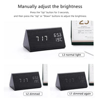 Holzuhr mit LED-Display und Sprachsteuerung - EcoClock