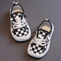 Ergonomische Barfuß-Sneaker für Kinder - FlexiSteps