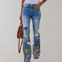 Flared Jeans mit Knöpfen - Rosa