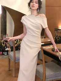 Elegantes Bodycon Maxikleid mit Off-Shoulder – Valentina