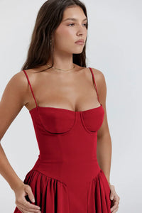 Stylisches Sommerkleid mit Spaghettiträgern und Taillenmieder – Mira