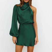 Satiniertes Minikleid mit One-Shoulder-Design & Asymmetrischem Arm – Elvira