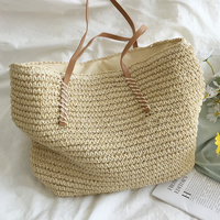 Geräumige Handtasche mit Robustem Schulterriemen - TerraWoven