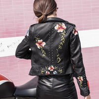 Bestickte Damen Kunstlederjacke im Bikerstil – Eleonora
