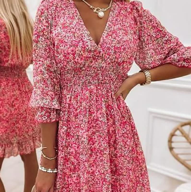 ELEGANTES GEBLÜMTES MINIKLEID - Fiadora
