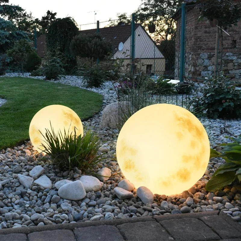 Magische Mondlicht Gartenlampe - LunaGlow
