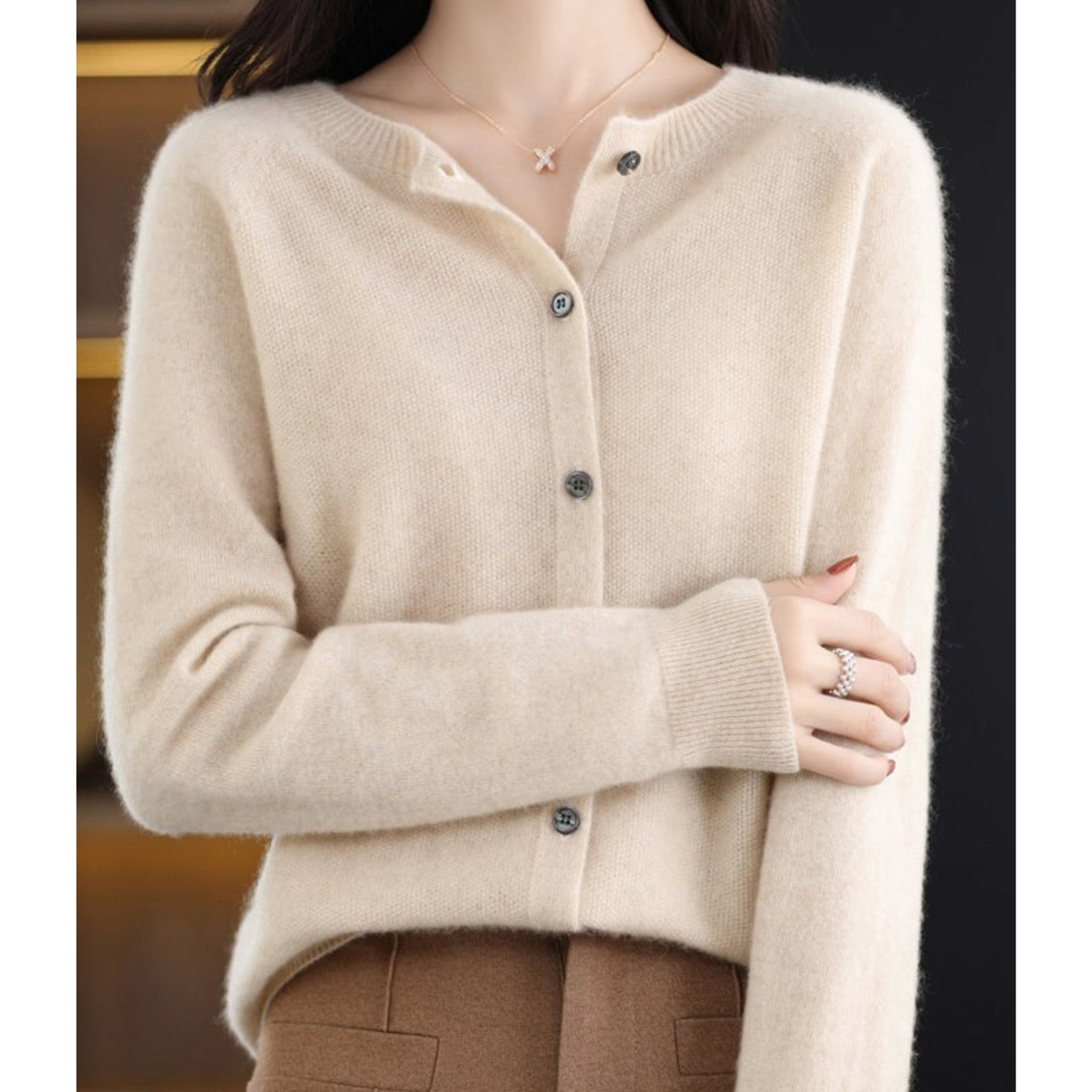 Damen Rundhals-Cardigan – Amalia Herbstzauber