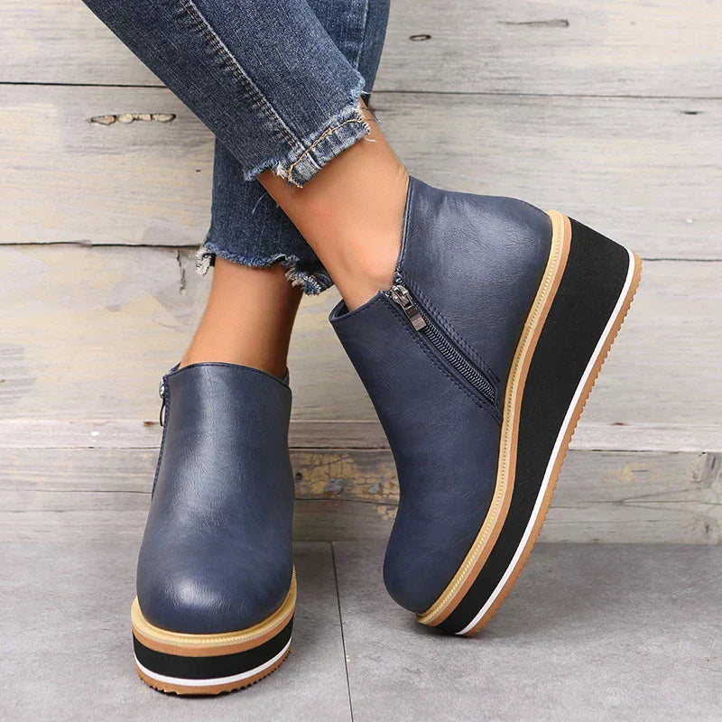 Trendige Damen Stiefeletten mit Reißverschluss und Plateau - Alessia