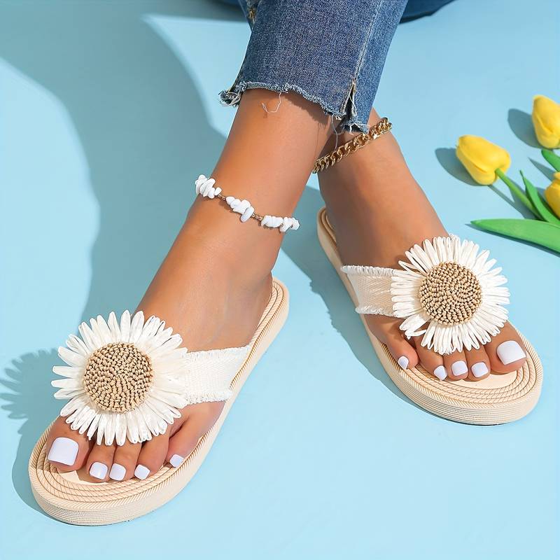 Boho Slip-On Sandals with Floral Pattern – Marivi