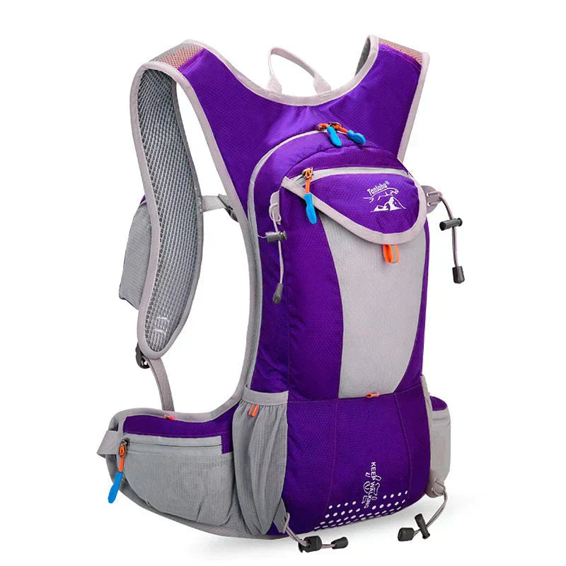 Leichte, Wasserdichte Rucksack mit integrierter Wasserblase – AquaPack