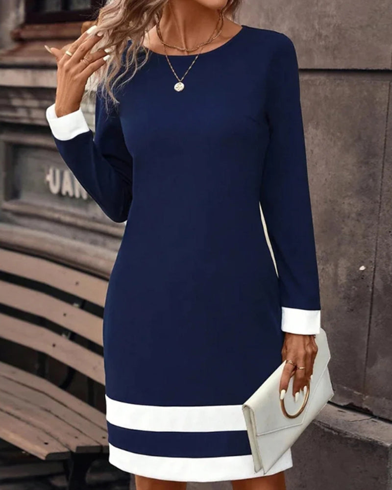 Elegantes Dunkelblaues Damenkleid mit Klassischer Silhouette – Aurelia