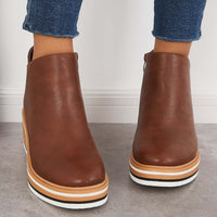 Trendy women's ankle boots with zipper and platform - Alessia