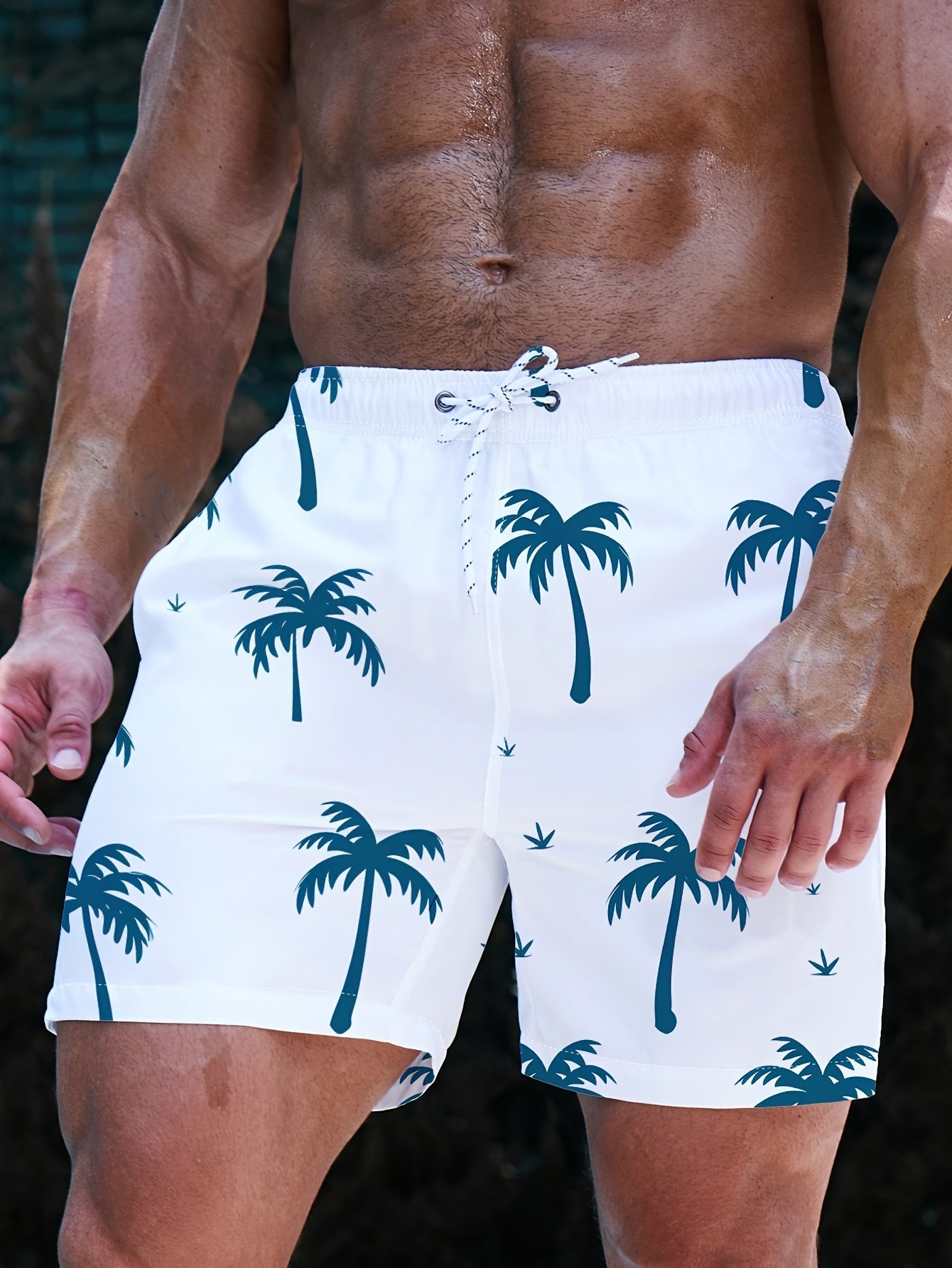 Stylische Herren Badeshorts mit Palmenprint - PalmRush