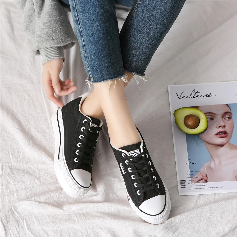Stylische Damen Canvas-Sneaker mit Plateausohle – Leonie
