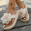 Stylische Damen-Slipper mit Blumendetail für den Sommer - BlütenSchritt
