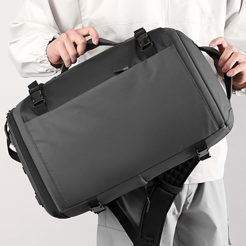 15” Wasserdichter Laptop-Rucksack mit Seitenöffnung & USB-C-Anschluss – TrekPro Serie