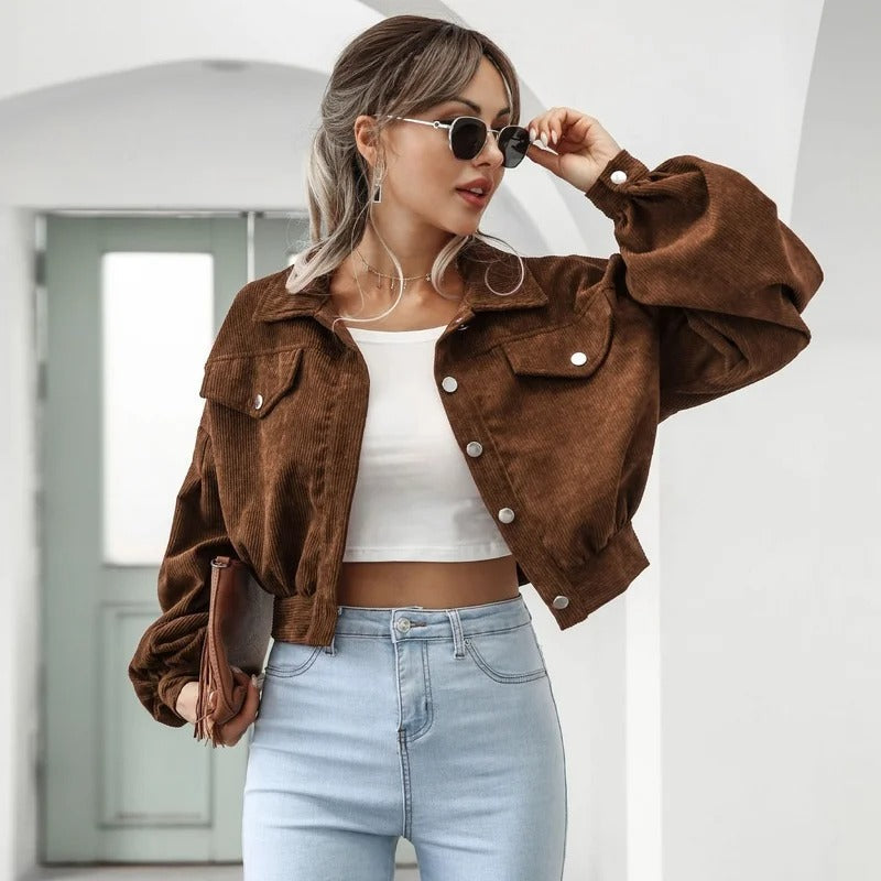 Kurzes Jeansjäckchen mit Stil – Amira