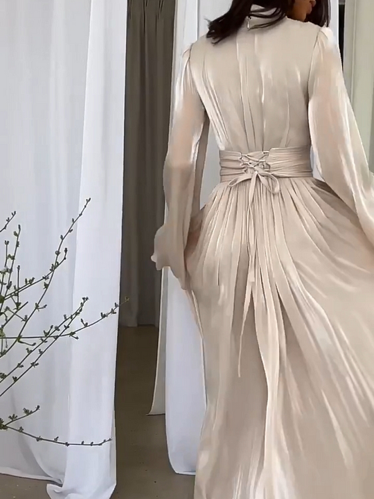Fantasievolles Maxikleid mit Fließendem Schnitt – Valentina