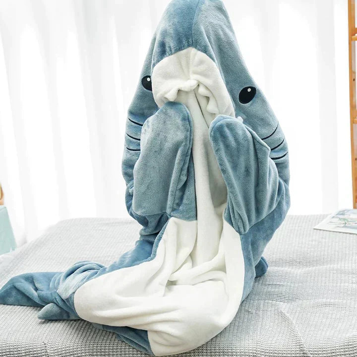 Ultrasofte Haifisch-Onsie für Jung und Alt - ChompChill