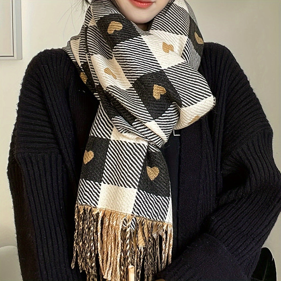 Gestreifter Damen Schal aus Polyester für Herbst & Winter – Aurelie