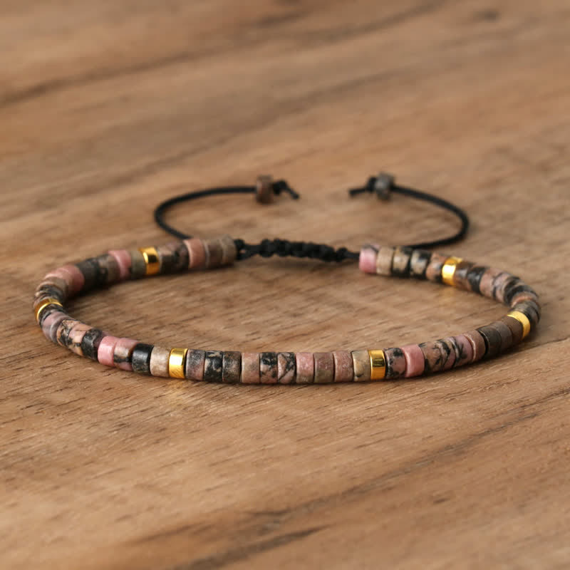 Geflochtenes Armband mit 2,4 mm Naturstein-Rollern – Seraphina