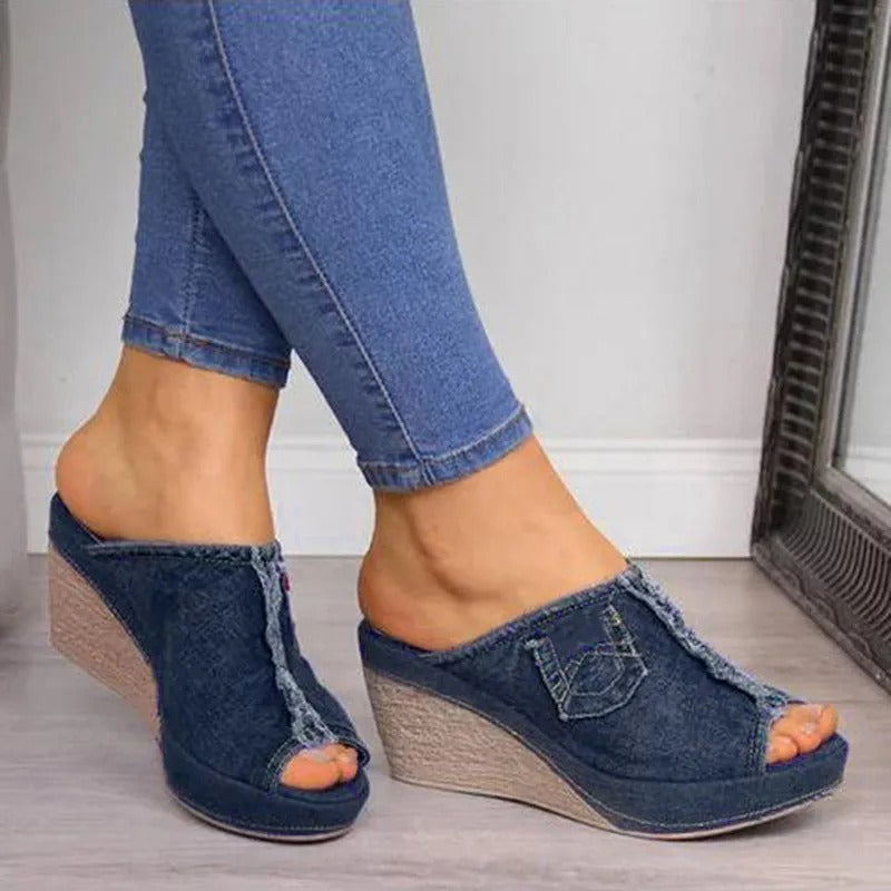 Damen Denim-Sandalen mit Keilabsatz – Elisabetta
