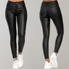 Schwarze Damen-Lederhose, eng anliegend, hohe Taille, modisch, bequem, ideal für Freizeit.