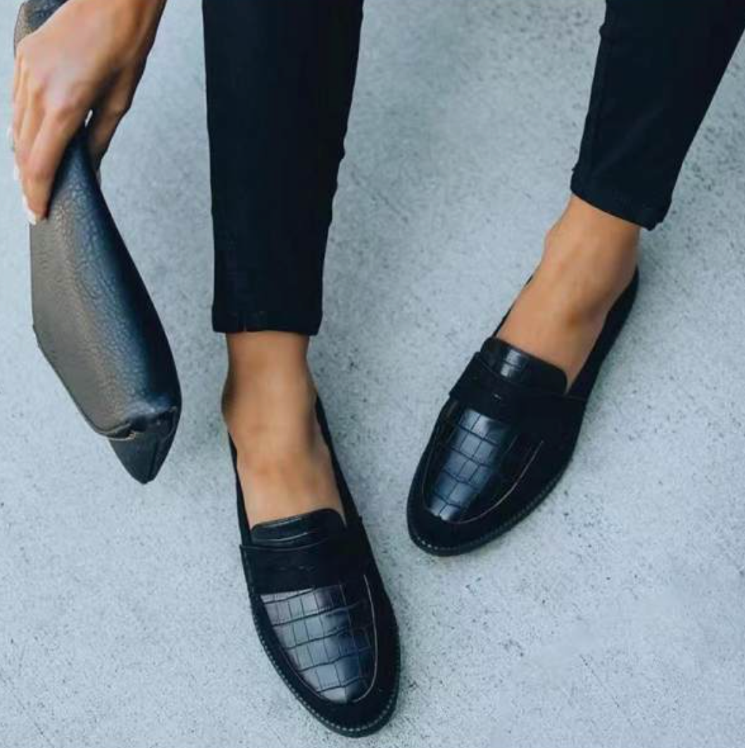 Schwarze Damen Loafer – Elara