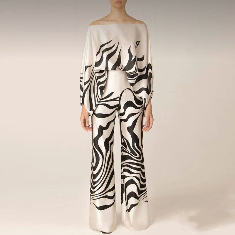 Two-piece satin set with pattern – Selena