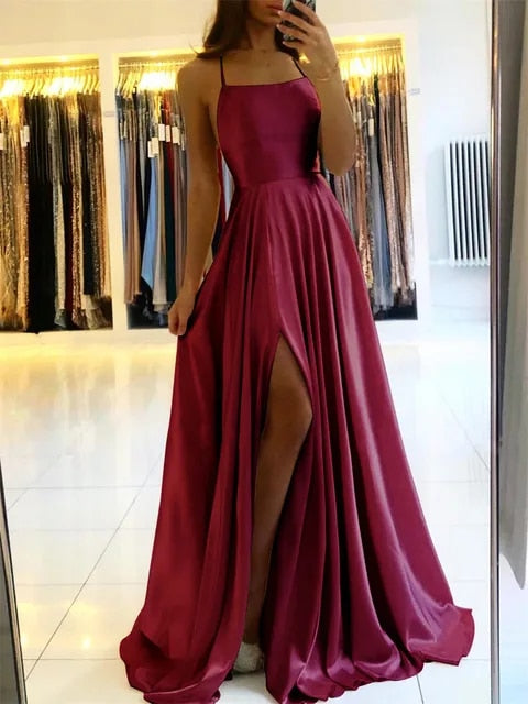 Fließendes Maxikleid mit Seitenschlitz – Sophie