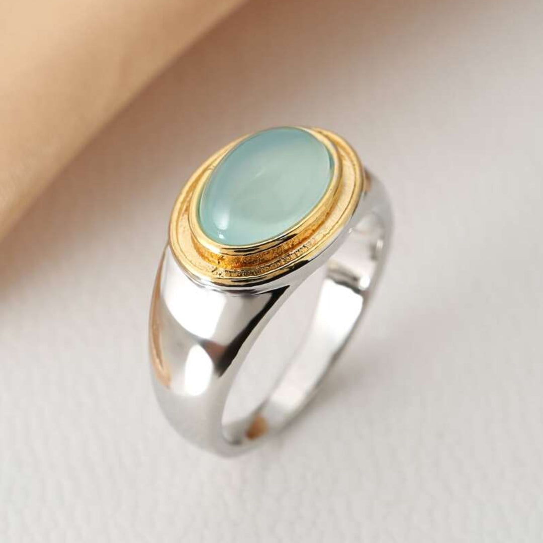 Vintage Ring mit grünem Stein – Lyanna