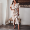 Maxikleid mit Rüschen und V-Ausschnitt Sommerstil Damenmode - Elina