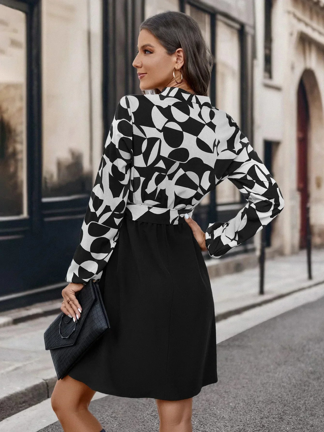 Modisches Kleid mit langen Ärmeln – Lina
