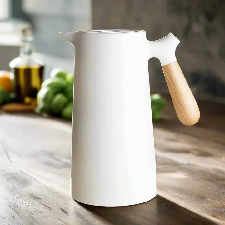 Stilvolle Thermosflasche mit langanhaltender Wärme- & Kälteisolierung – NordicTherm