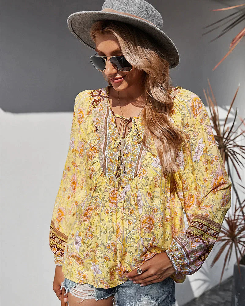 Vintage Boho Sommerbluse mit Blumenprint und langen Ärmeln – Sana