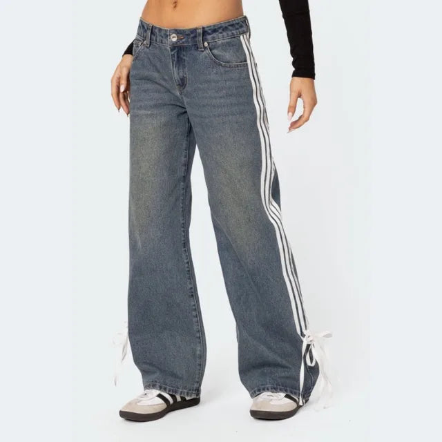 Weite Jeans mit Streifen und Schnürung - Mila
