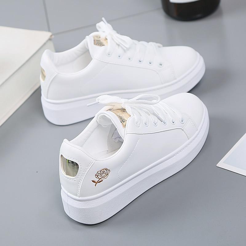 Trendige Damen Sneaker aus Kunstleder mit Metallic-Akzenten – Norell
