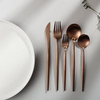 Minimalistisches Besteck für Moderne Tische - PureSet
