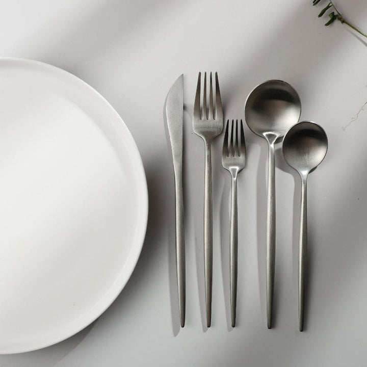 Minimalistisches Besteck für Moderne Tische - PureSet