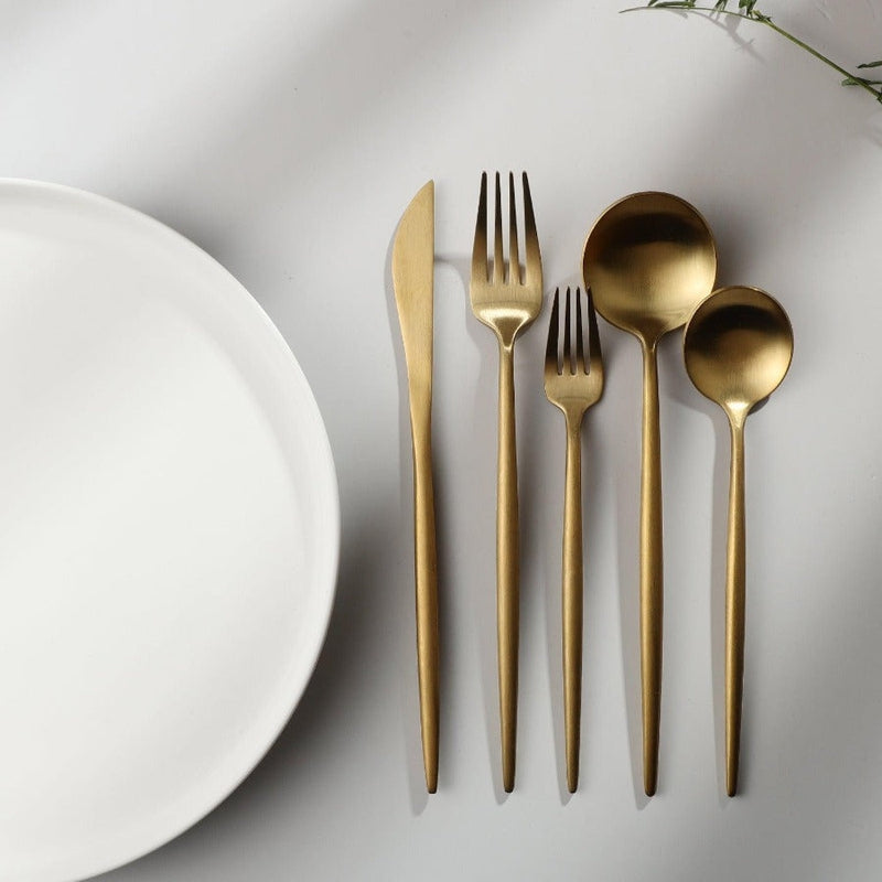 Minimalistisches Besteck für Moderne Tische - PureSet