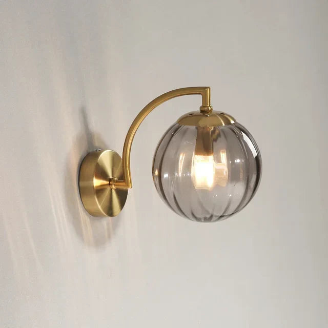 Luxe Moderne Wandleuchte aus Glas – CrystalGlow