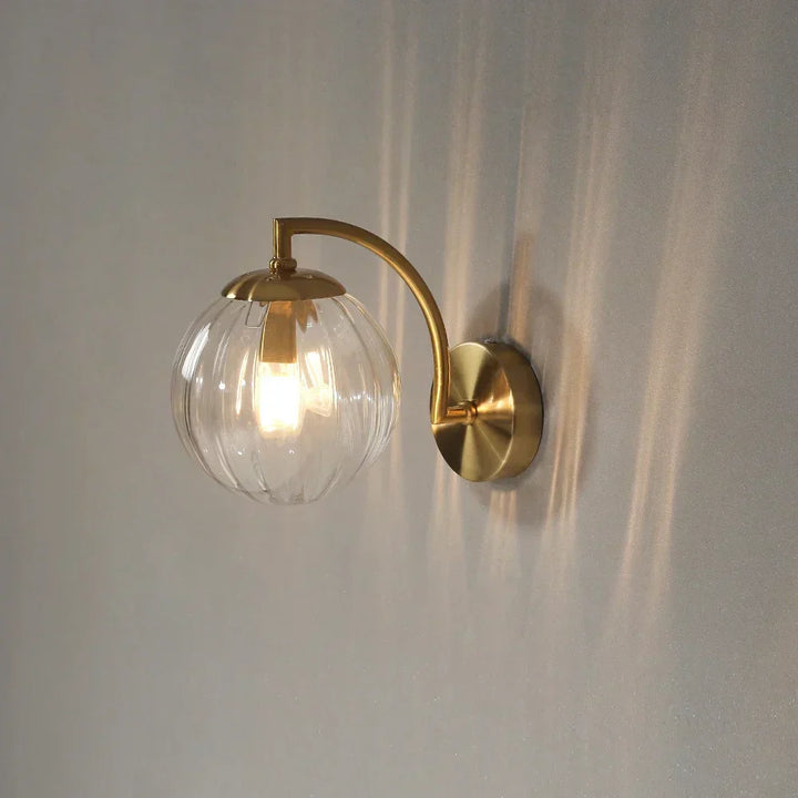 Luxe Moderne Wandleuchte aus Glas – CrystalGlow