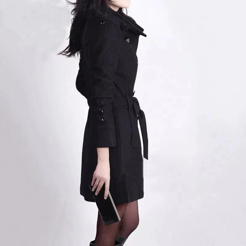 Stilvolle Damen-Winterjacke mit Gürtel – Sophie