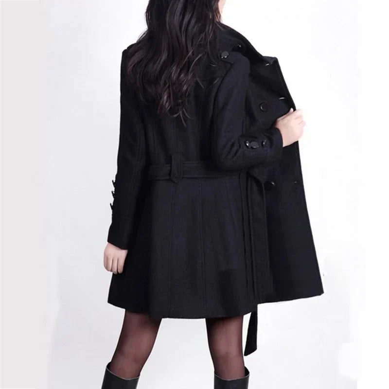 Stilvolle Damen-Winterjacke mit Gürtel – Sophie