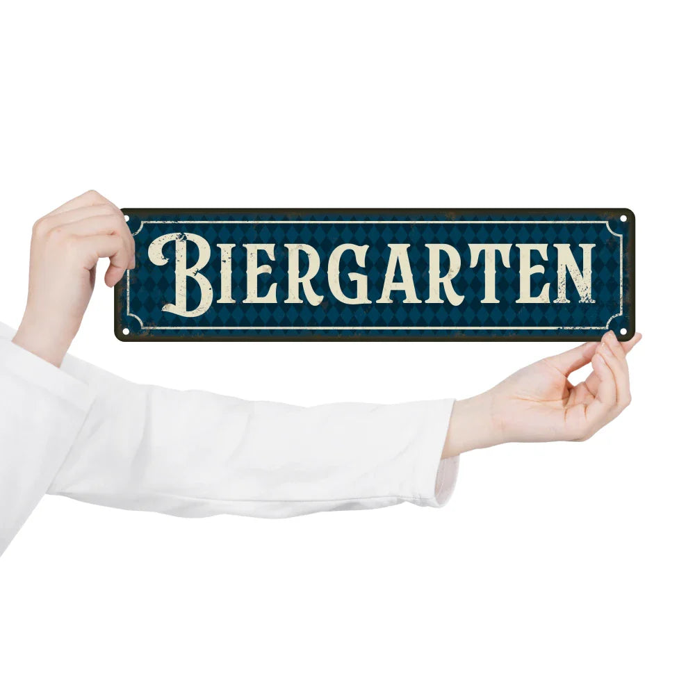 Vintage Metallschild – BiergartenTor Oktoberfest 2025