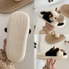 Plüsch-Hausschuhe im Kuhdesign – PlushCow