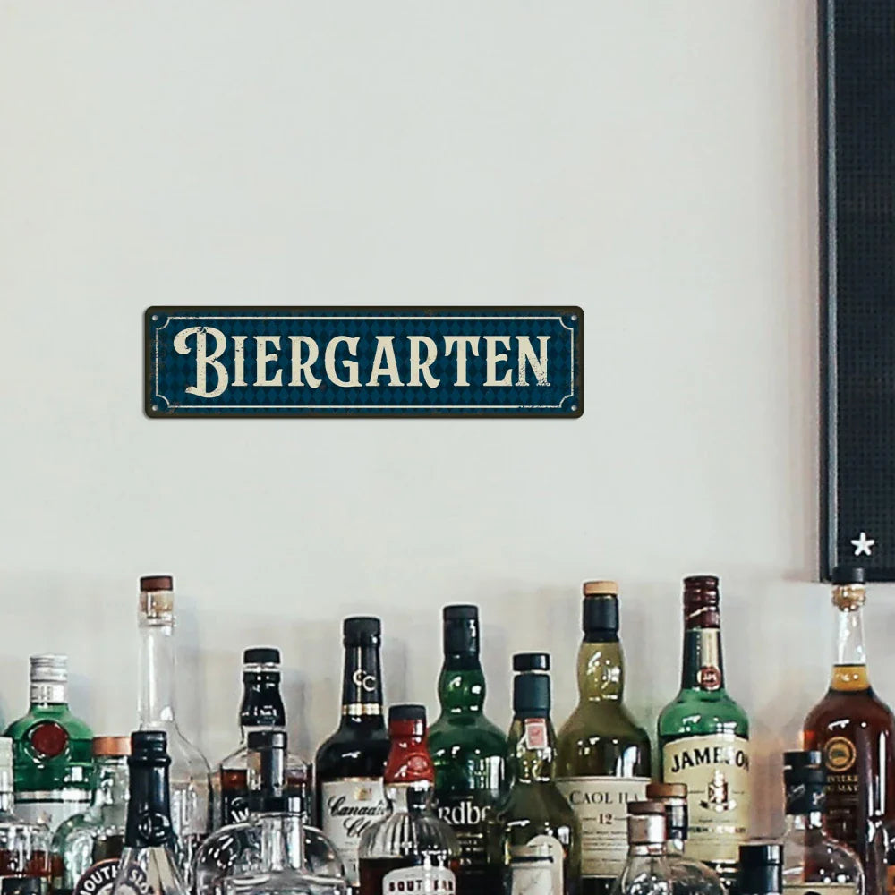 Vintage Metallschild – BiergartenTor Oktoberfest 2025